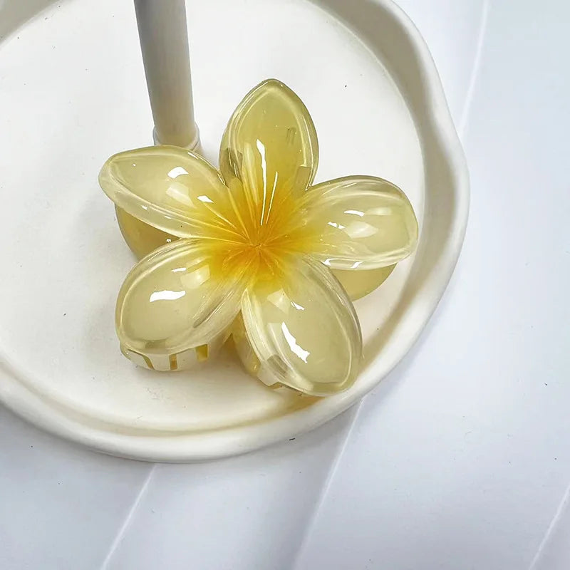 Large Flower Matte Hair Claw Clip — 18 Colors for Every Outfit & Mood