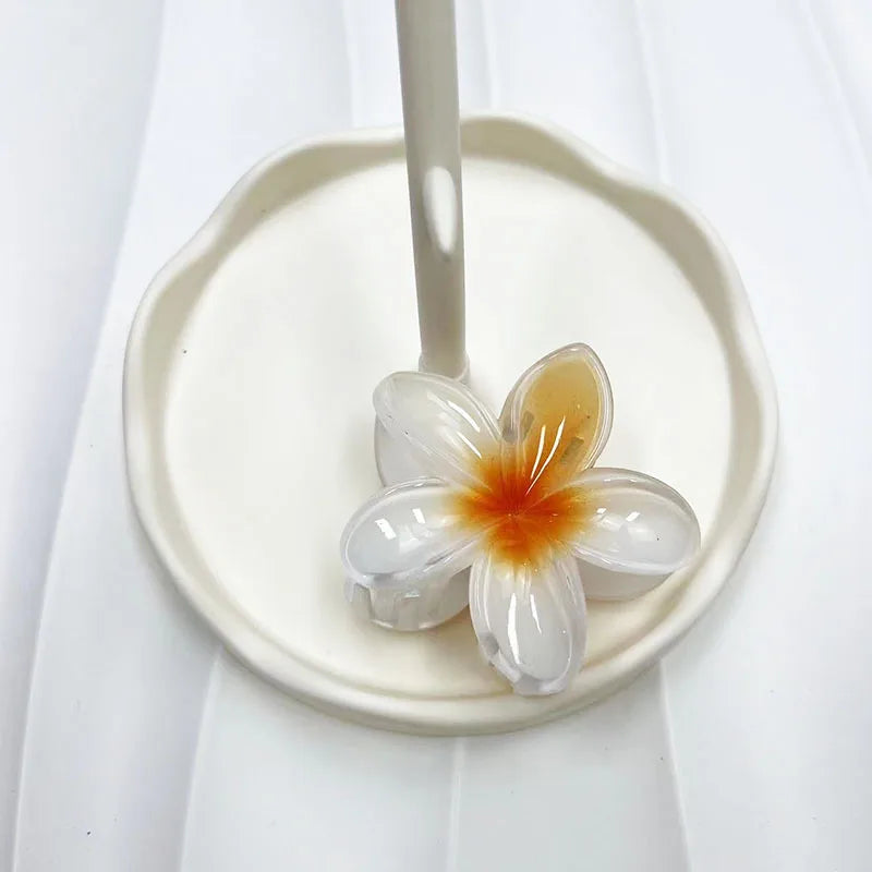 Large Flower Matte Hair Claw Clip — 18 Colors for Every Outfit & Mood